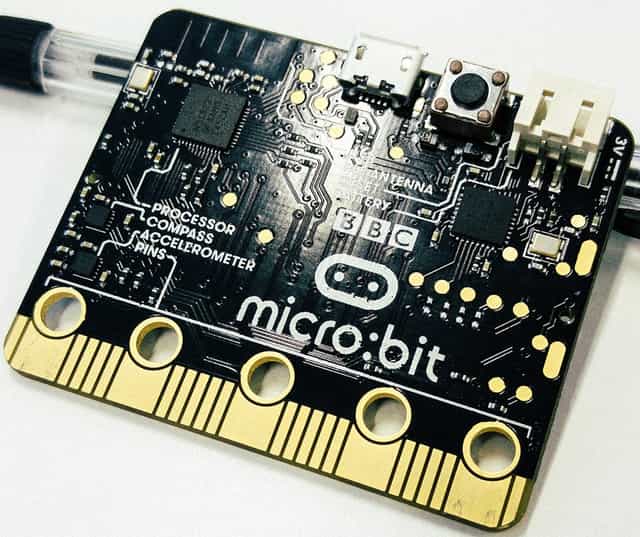 Des interfaces homme-machine avec une carte micro:bit